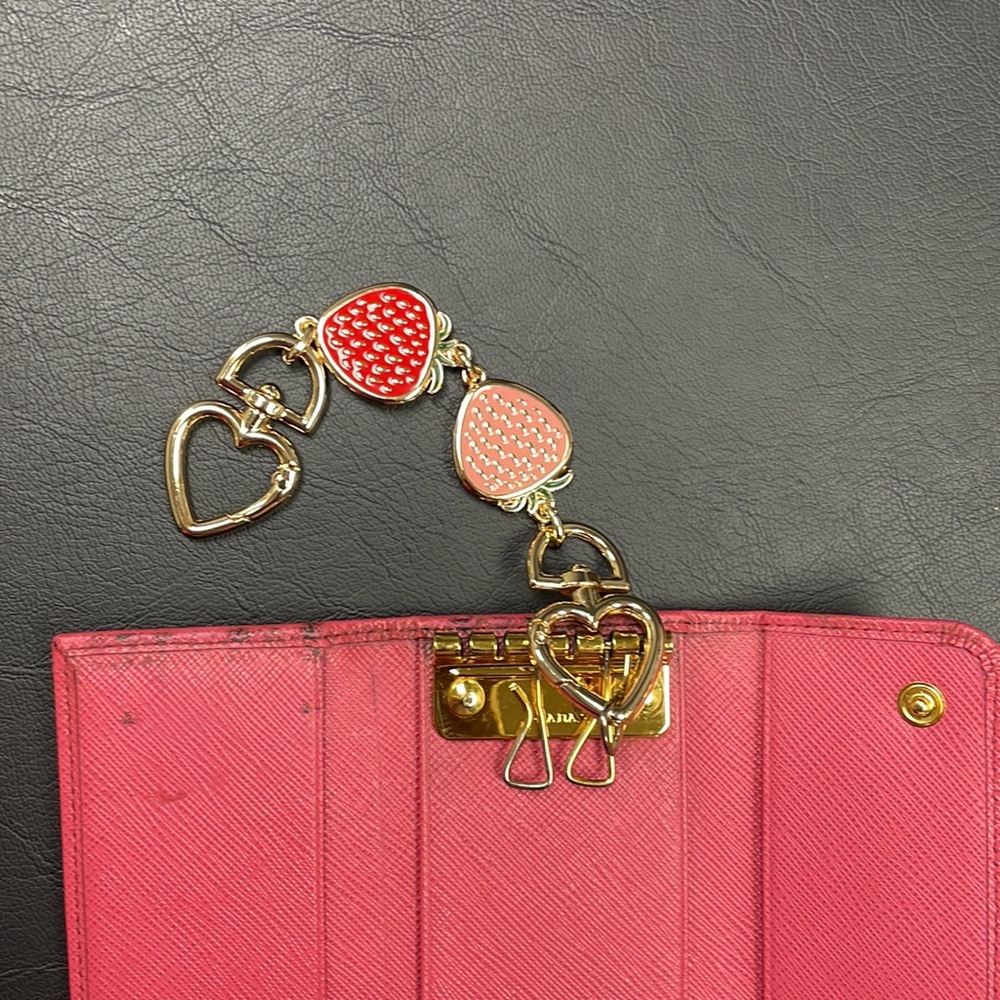 Prada Saffiano Ribbon Leather Key Case Pink & unbranded keychain charm strap - Picture 12 of 12